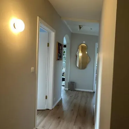 Bright, Modern 2br In Apartment Reykjavik