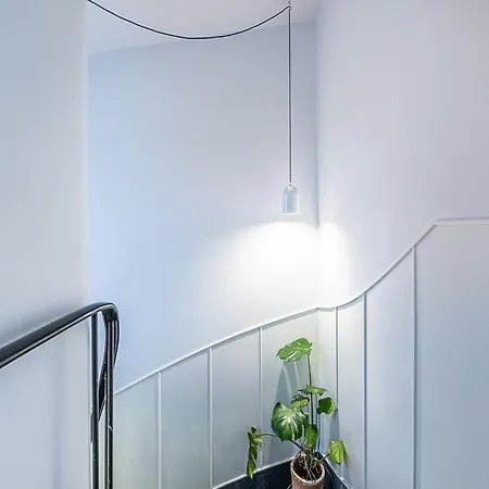Bright, Modern 2br In Apartment *